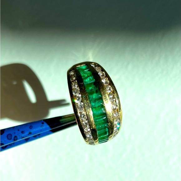 14K emerald and diamond 3-row ring - Picture 2 of 5